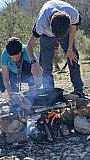 Acampada de grupo en Alfarnatejo
